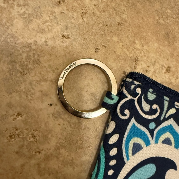 Vera Bradley Blue and White Patterned Keychain Wallet - Picture 2 of 4